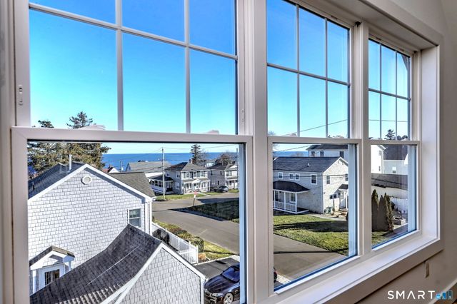 12 Usher Street, Milford, CT 06460