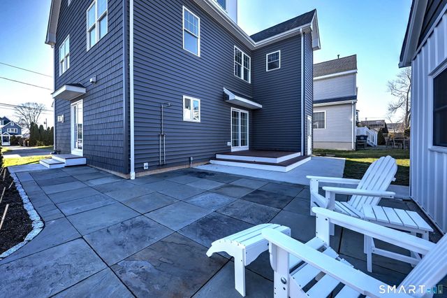 12 Usher Street, Milford, CT 06460
