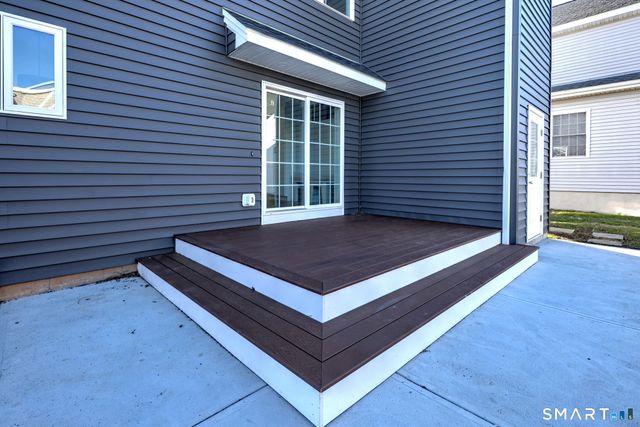 12 Usher Street, Milford, CT 06460