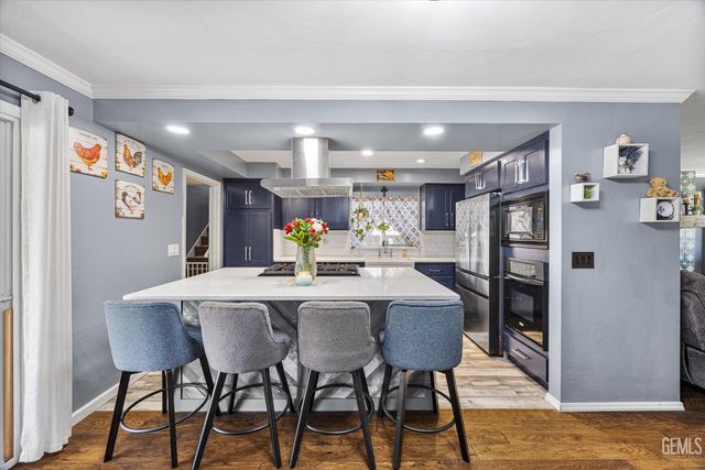 2625 Bay Street, Bakersfield, CA 93301