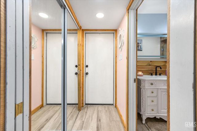 2625 Bay Street, Bakersfield, CA 93301