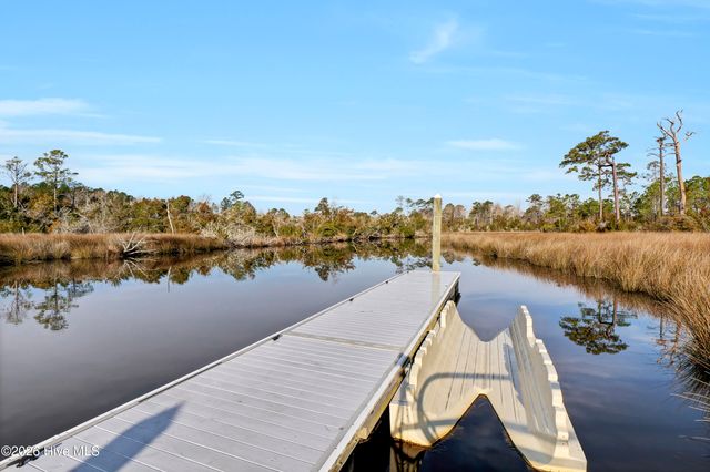 393 Summerhouse Drive, Holly Ridge, NC 28445