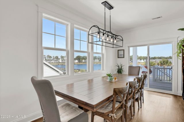 393 Summerhouse Drive, Holly Ridge, NC 28445