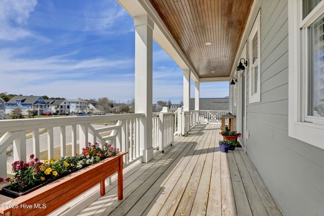 393 Summerhouse Drive, Holly Ridge, NC 28445