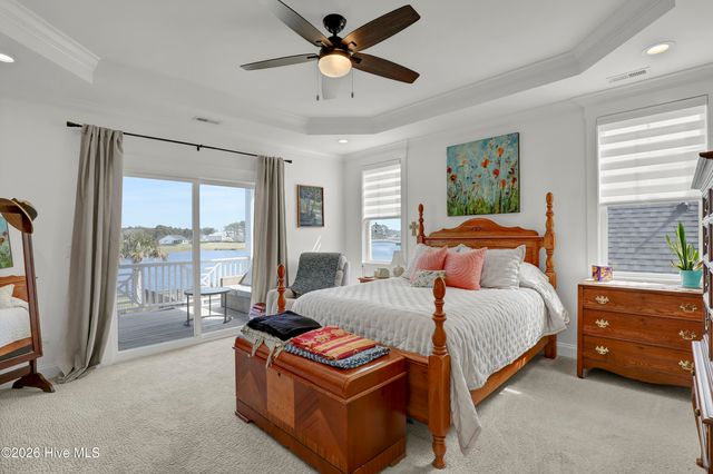 393 Summerhouse Drive, Holly Ridge, NC 28445