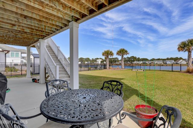 393 Summerhouse Drive, Holly Ridge, NC 28445