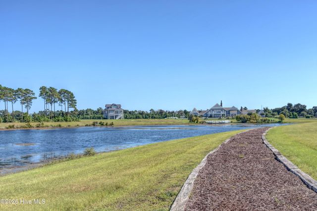 393 Summerhouse Drive, Holly Ridge, NC 28445