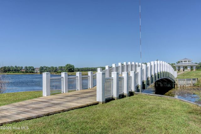 393 Summerhouse Drive, Holly Ridge, NC 28445