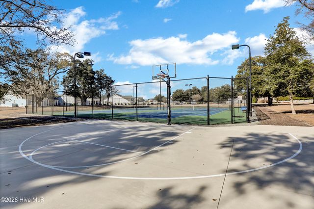 393 Summerhouse Drive, Holly Ridge, NC 28445