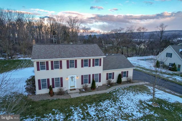1039 E SPRINGFIELD DR, Bellefonte, PA 16823