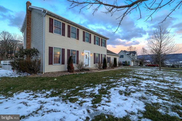 1039 E SPRINGFIELD DR, Bellefonte, PA 16823