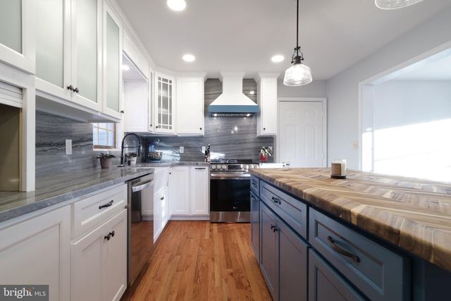 1039 E SPRINGFIELD DR, Bellefonte, PA 16823