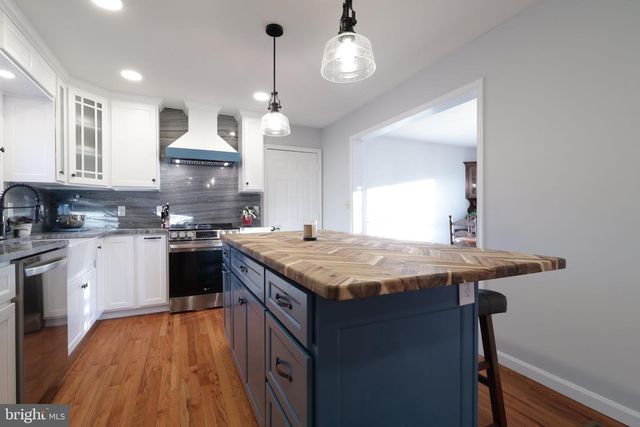 1039 E SPRINGFIELD DR, Bellefonte, PA 16823