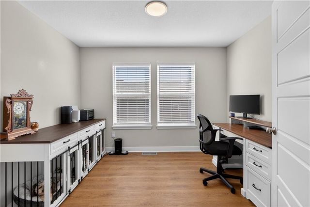 408 Woodview Drive, Raymore, MO 64083