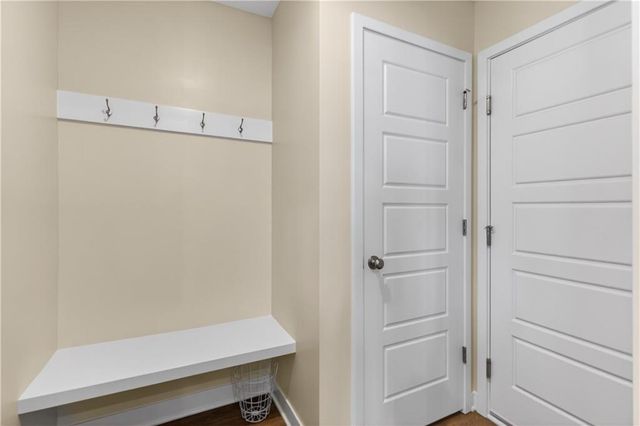 408 Woodview Drive, Raymore, MO 64083