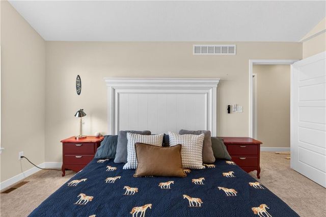 408 Woodview Drive, Raymore, MO 64083