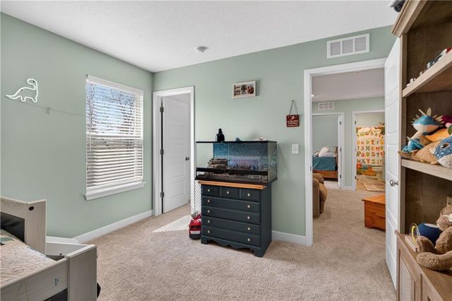 408 Woodview Drive, Raymore, MO 64083