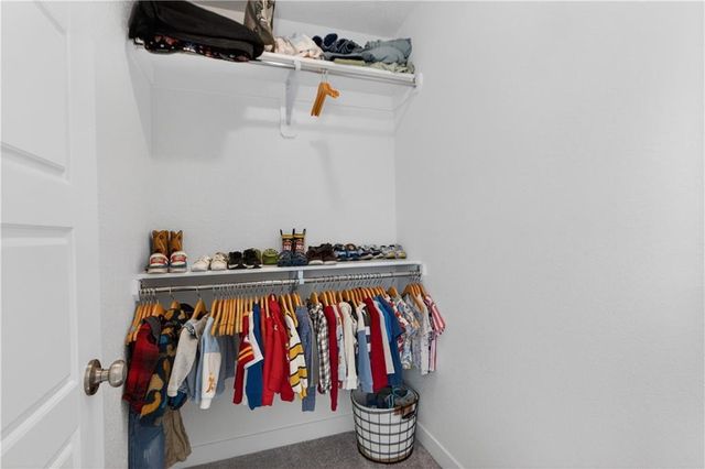 408 Woodview Drive, Raymore, MO 64083