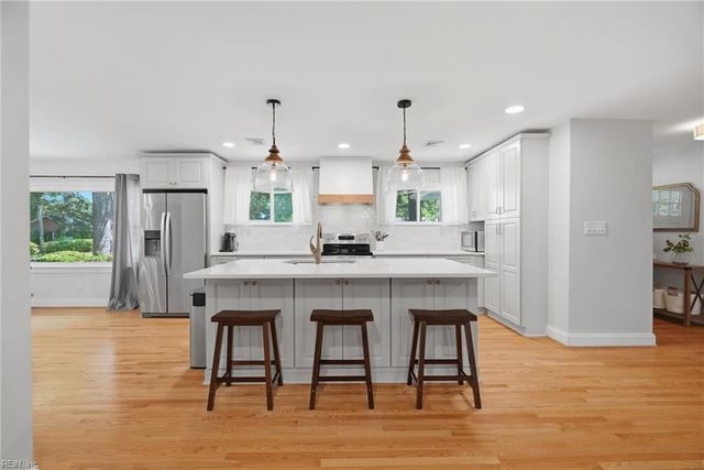 4629 Hermitage RD, Virginia Beach, VA 23455