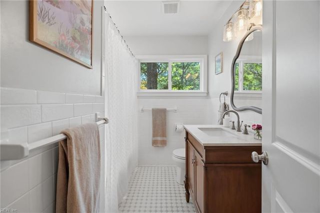 4629 Hermitage RD, Virginia Beach, VA 23455