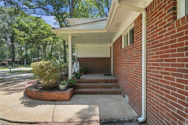 4629 Hermitage RD, Virginia Beach, VA 23455