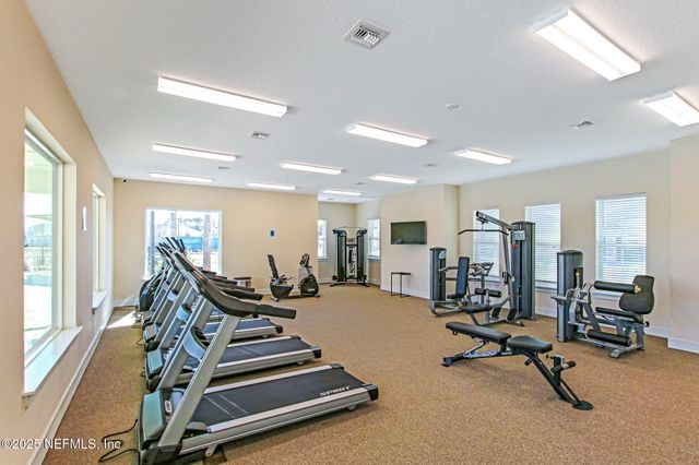 3236 BROWN TROUT Court, Jacksonville, FL 32226