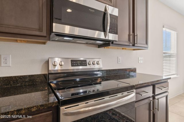 3236 BROWN TROUT Court, Jacksonville, FL 32226