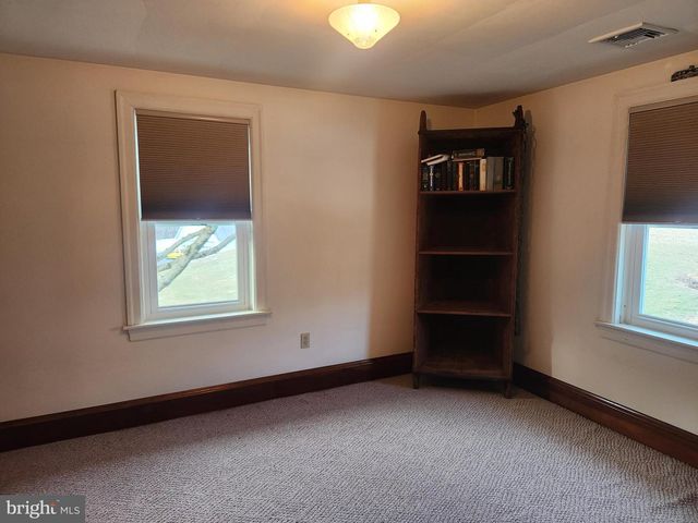 1350 OLD LINE RD, Manheim, PA 17545