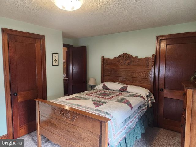 1350 OLD LINE RD, Manheim, PA 17545