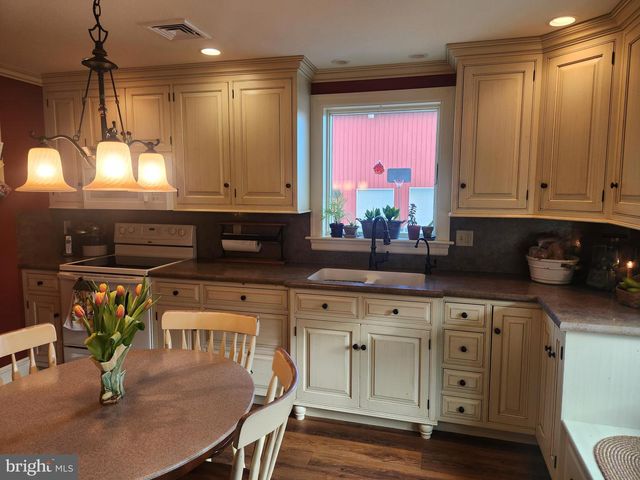 1350 OLD LINE RD, Manheim, PA 17545