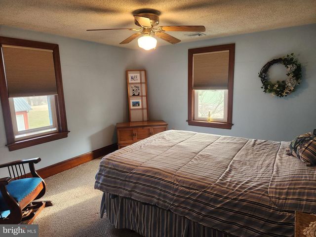 1350 OLD LINE RD, Manheim, PA 17545