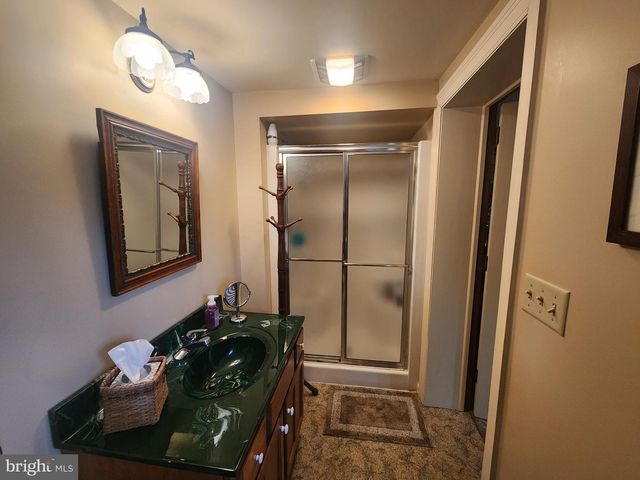 1350 OLD LINE RD, Manheim, PA 17545