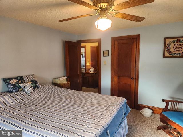 1350 OLD LINE RD, Manheim, PA 17545