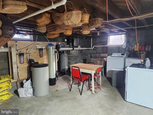 1350 OLD LINE RD, Manheim, PA 17545