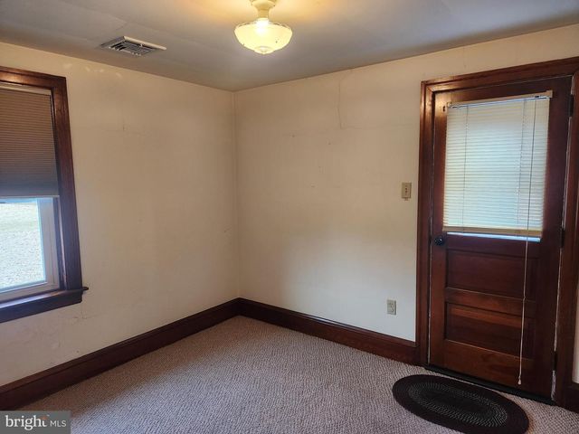 1350 OLD LINE RD, Manheim, PA 17545