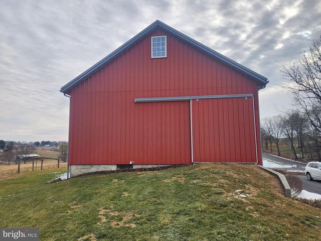 1350 OLD LINE RD, Manheim, PA 17545