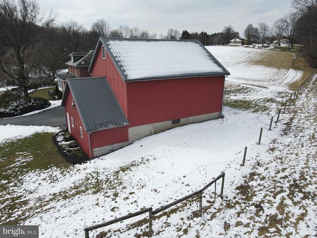 1350 OLD LINE RD, Manheim, PA 17545