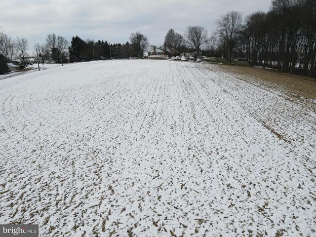 1350 OLD LINE RD, Manheim, PA 17545