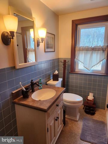 1350 OLD LINE RD, Manheim, PA 17545