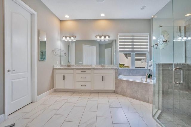 8670 HATA STREET, Orlando, FL 32827