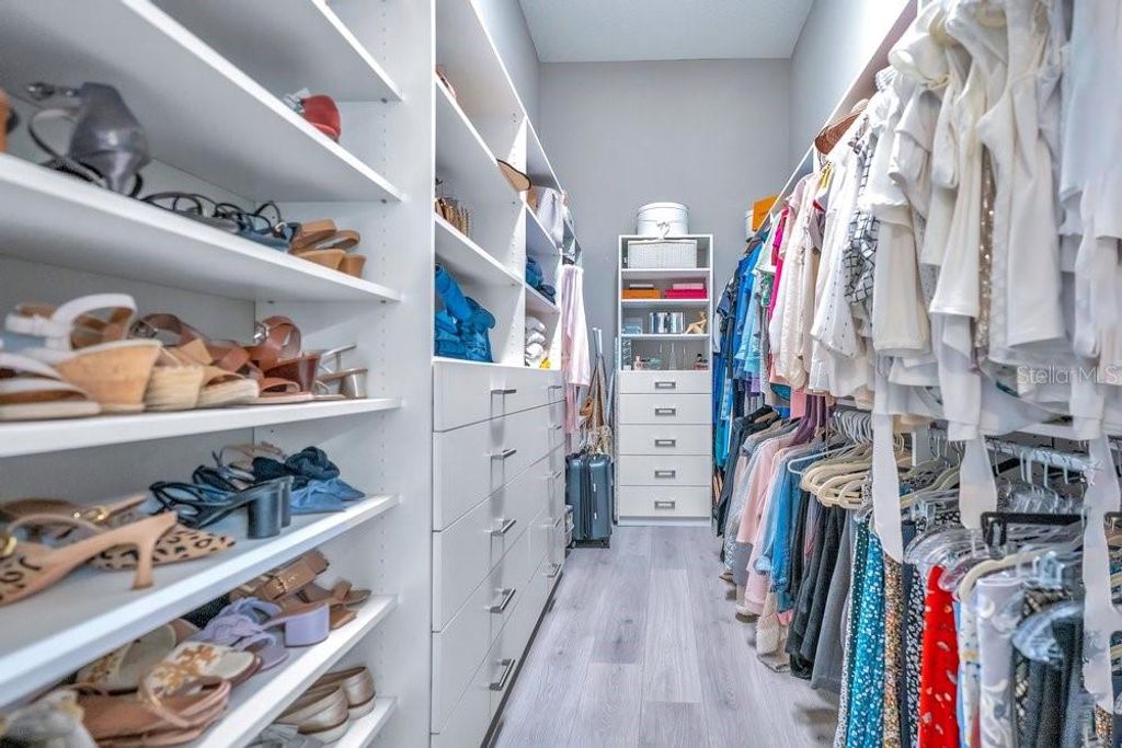 Image 31 of property listing at 8670 HATA STREET, Orlando, FL 32827