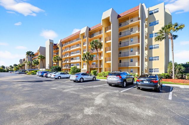 3661 Via Poinciana 410, Lake Worth, FL 33467