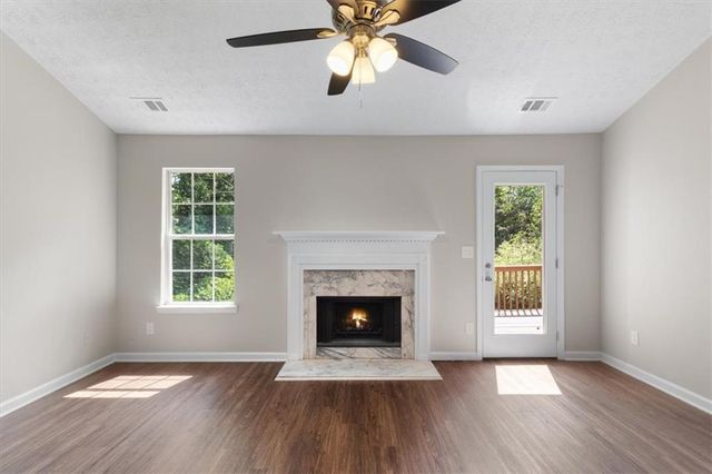 4851 Daintree Court, Flowery Branch, GA 30542