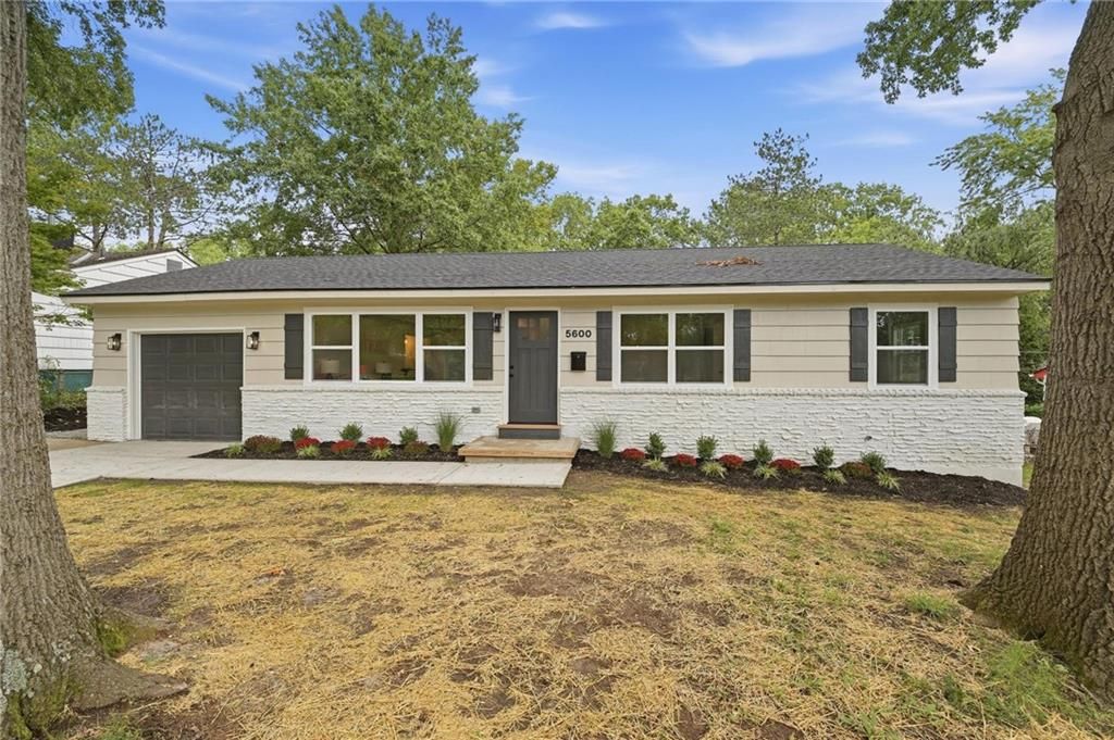 5600 W 101 Terrace, Overland Park, KS 66207