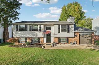 1916 Hertford Dr, South Park, PA 15129