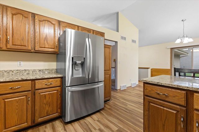 8169 S Wilding DRIVE, Oak Creek, WI 53154