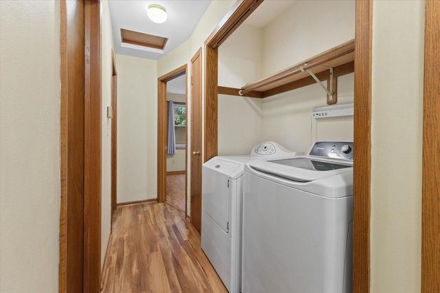 8169 S Wilding DRIVE, Oak Creek, WI 53154