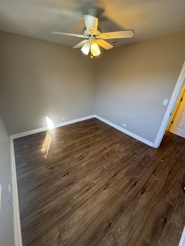 617 W 43rd Place 2, Chicago, IL 60609