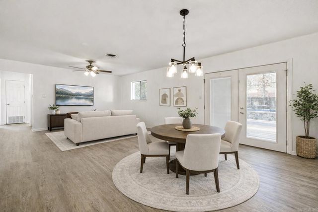 1522 Chris Drive, Benton, AR 72015