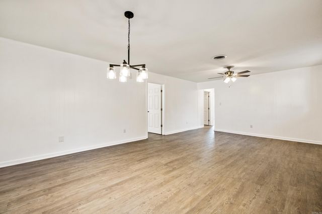 1522 Chris Drive, Benton, AR 72015